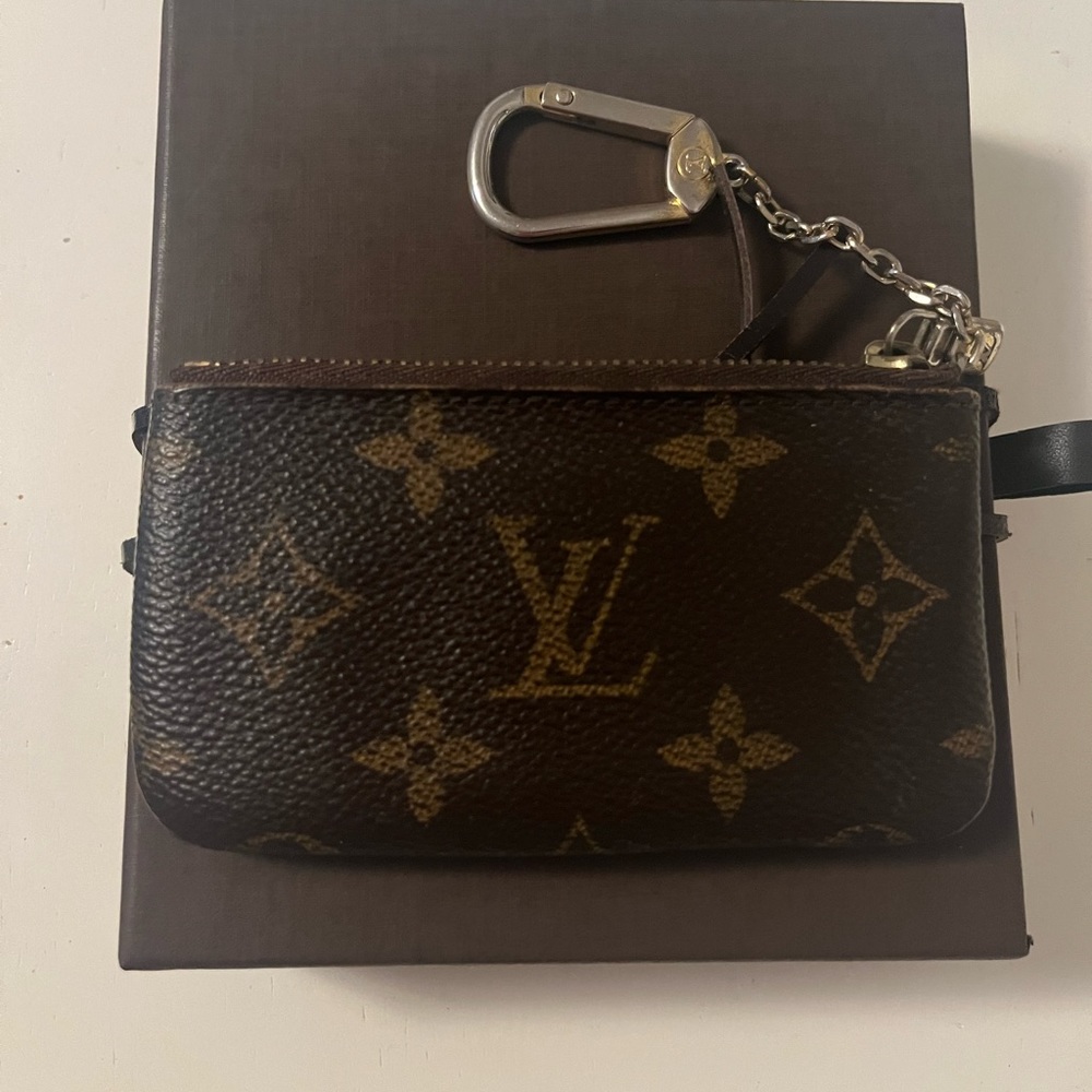 Louie Vuitton Key Pouch